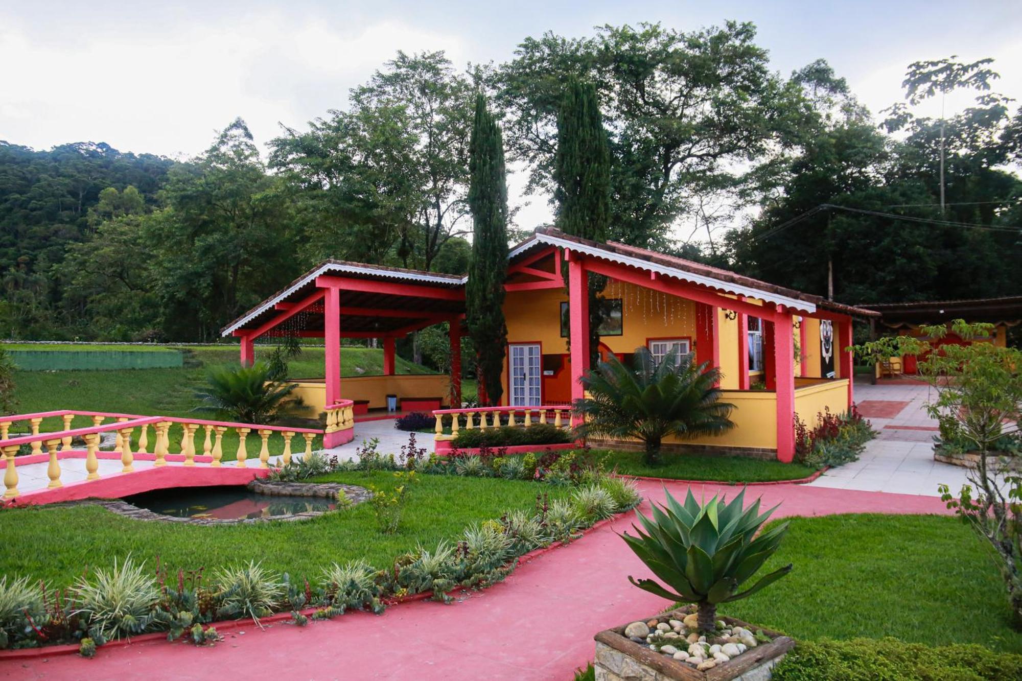 Lodge Chale Shakti